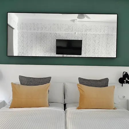 Room27- Center Bed & Breakfast La Laguna (Tenerife)
