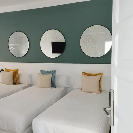 Room27- Center Couette-café *